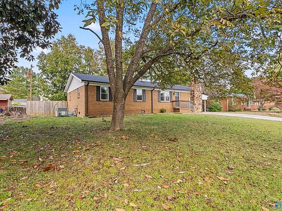 4th image of 314 Larkwood Dr SW