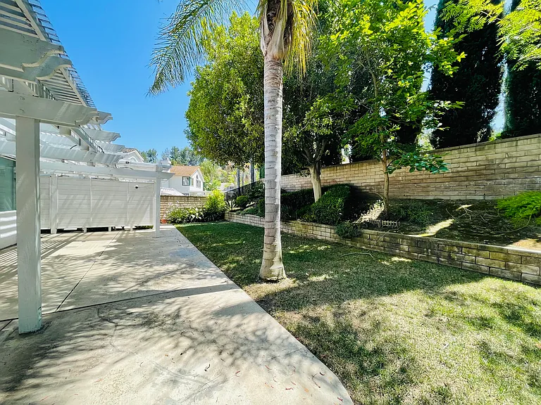 14276 Elmwood Ln — Photo 47