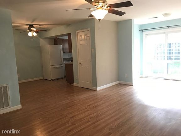5th image of 12111 Greenway Ct APT 101