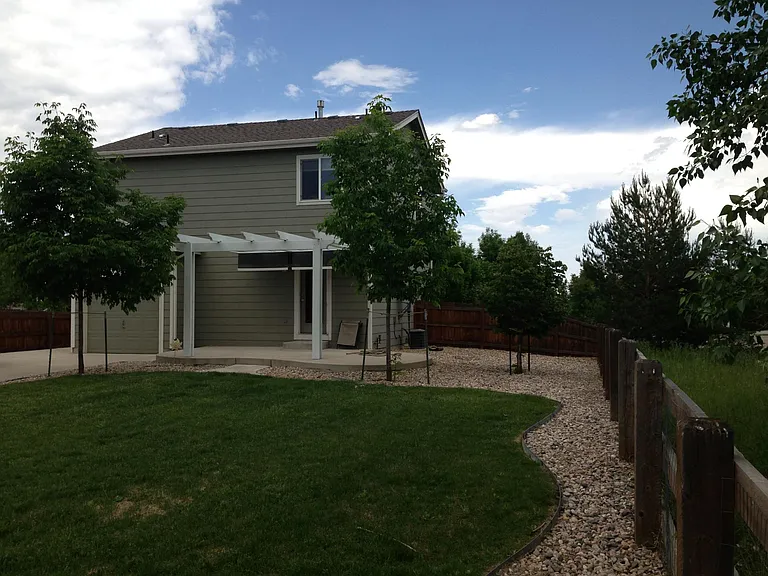6827 Brittany Dr — Photo 10