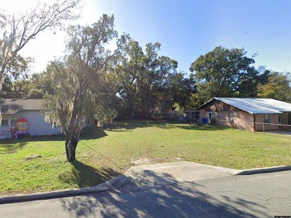 1st image of 1116 W 9TH STREET LOT 4