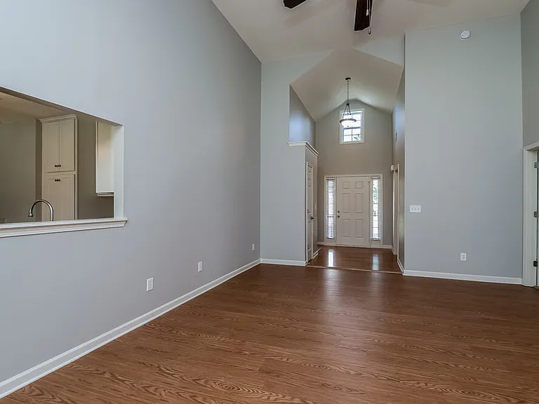 128 Paxton Pl — Photo 4