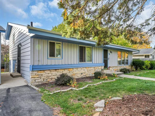110 Oregon STREET, Racine, WI 53405