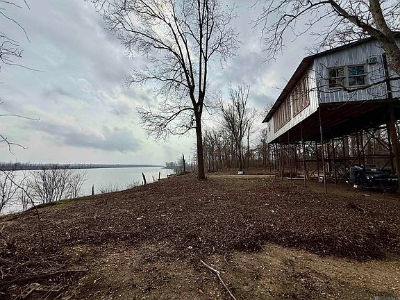 4th image of 746 S Prong Rd