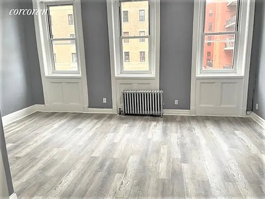 Rented by Corcoran | media 27