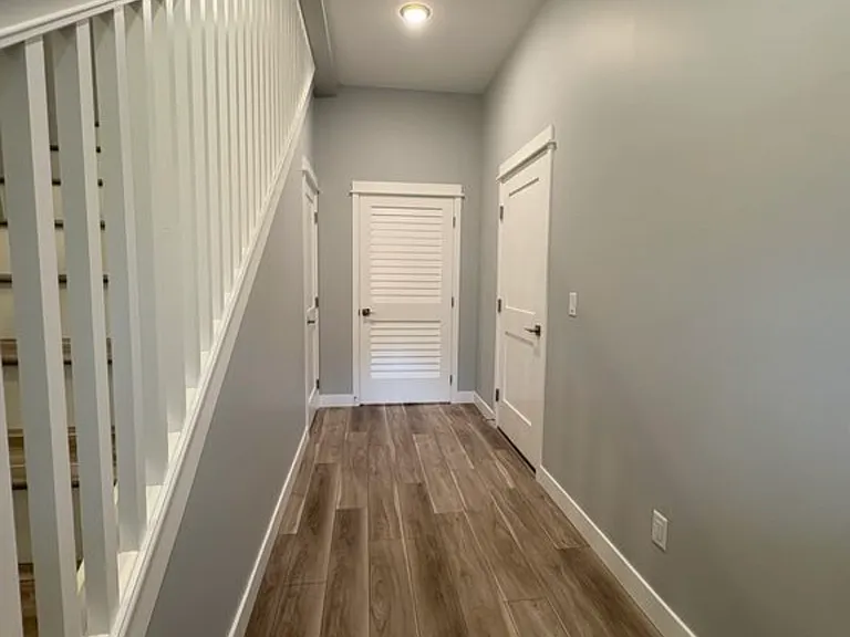 3607 Sussex Dr — Photo 12