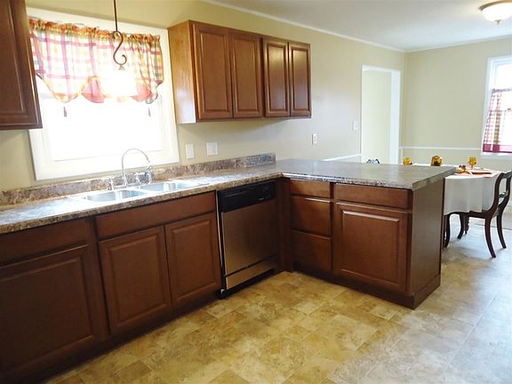 2nd image of 10880 W Bethel Ave