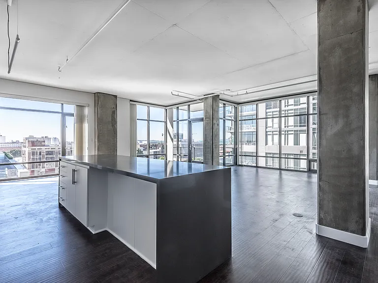 1111 S Grand Ave #701 — Photo 6