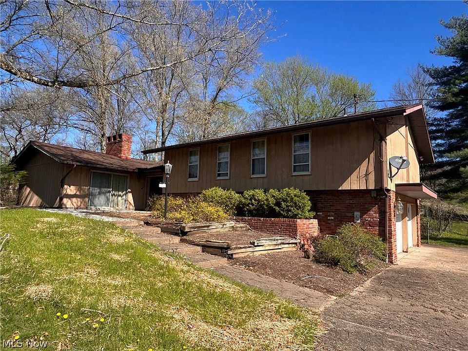 1st image of 105 Colegate Woods Dr