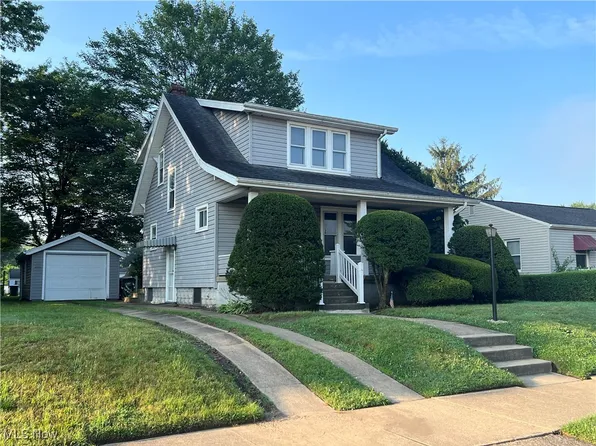 418 Howe St, Dover, OH 44622