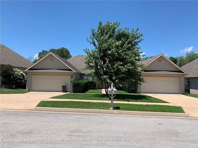 6294 W Milliken Bnd — Photo 1