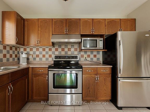 4th image of 163 Emerald Rd