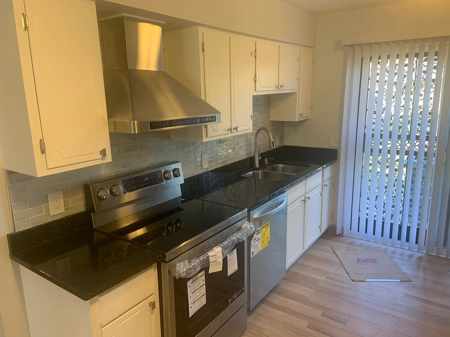 4511 Rogers Rd — Photo 3