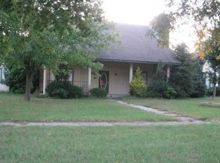 501 S 3rd St, Davis, OK 73030
