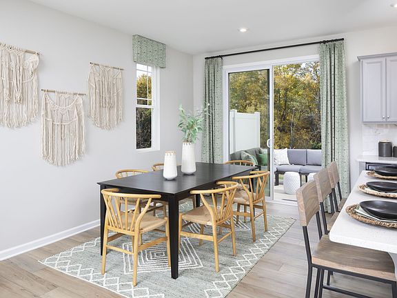 Photo representation of the Briana model. Colors, finishes and options will vary.