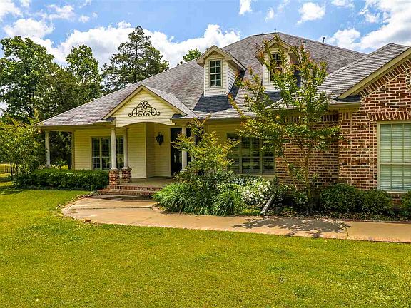 2nd image of 4947 Carly Ln