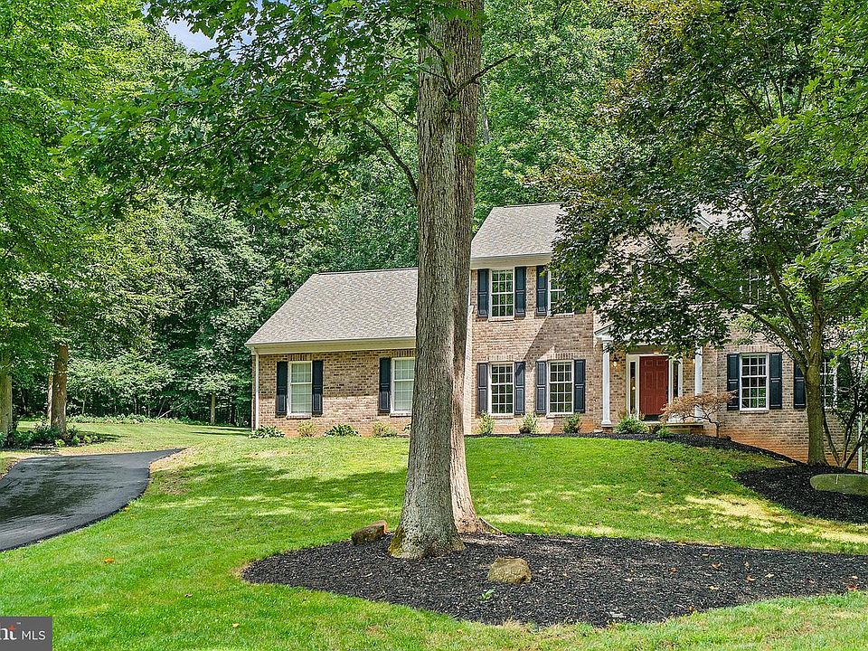1st image of 5892 Chittenden Dr
