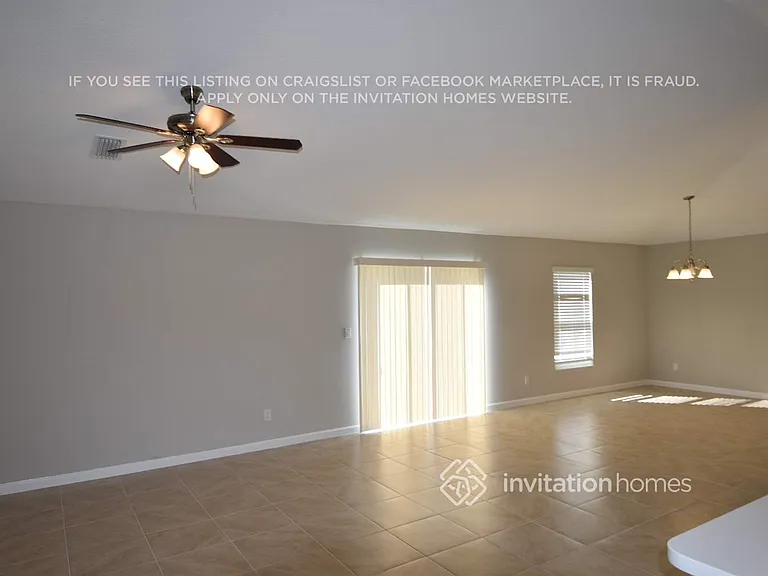 1650 SW Merchant Ln — Photo 2