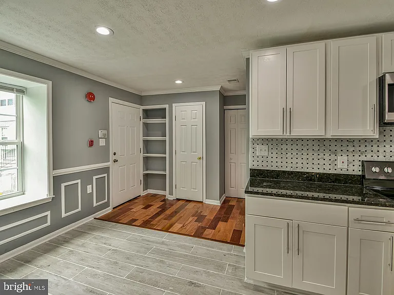 11238 Hannah Way #3 — Photo 8