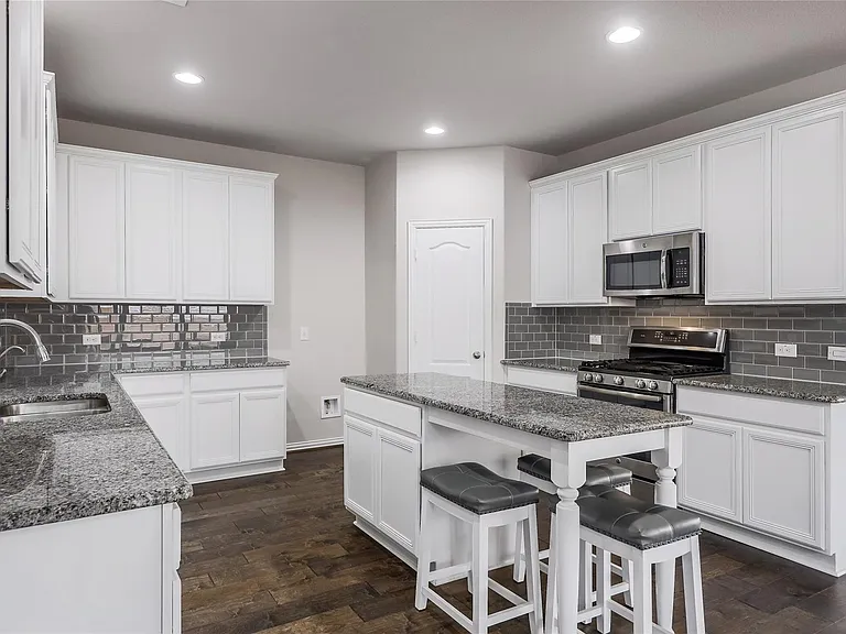 205 Penna Ln — Photo 9