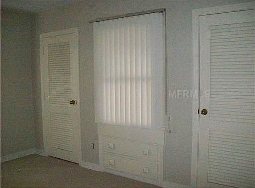 4th image of 4613 W Tennyson Ave