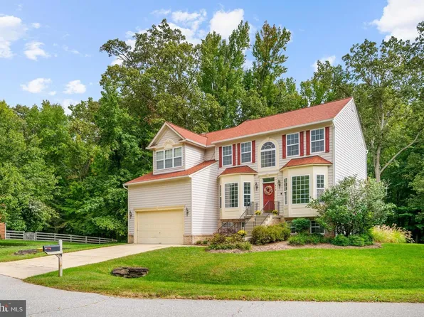 613 Lavender Ct, West River, MD 20778