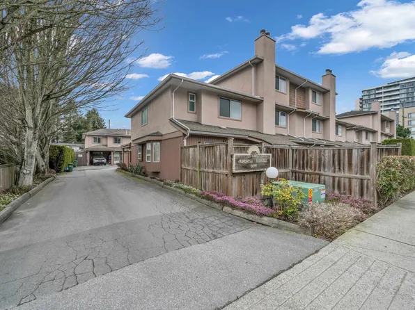 8891 Cook Rd #2, Richmond, BC V6Y 3L9