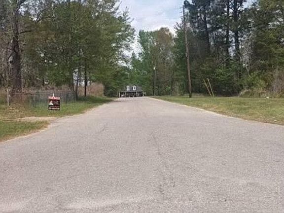 4th image of 19575 Dees Rd