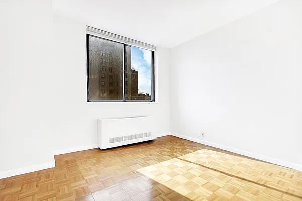 Rented by Cooper & Cooper Real Estate | media 15