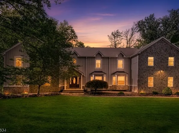 21 Angus Ln, Warren Twp., NJ 07059