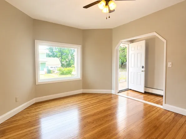 38 Frances Ave, 38 Frances Ave #1, Cranston, RI 02910
