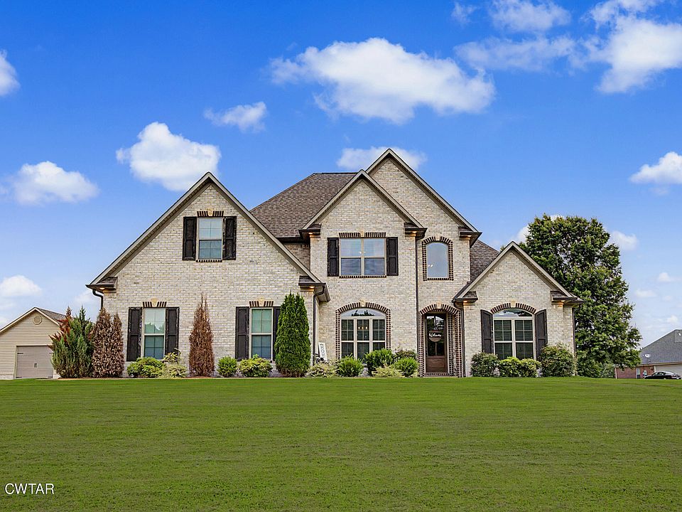 1st image of 459 Country Lake Cir