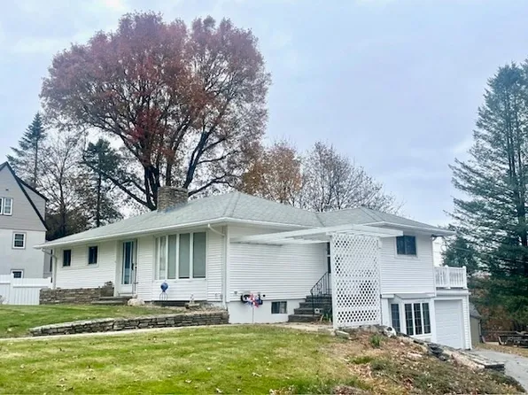 9 Green Hill Ave, Worcester, MA 01605