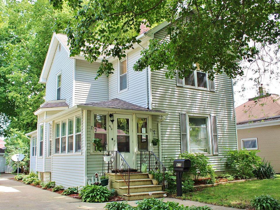 1st image of 410 E Benton St