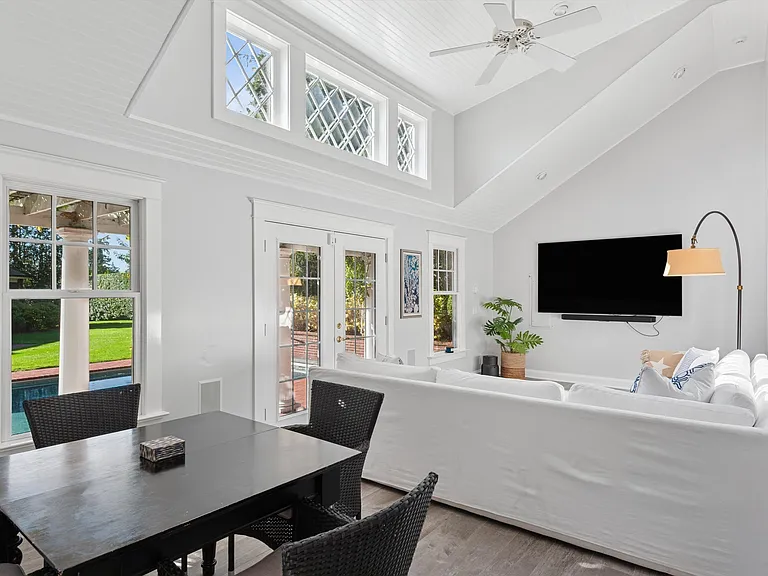 31 Ocean View Ave — Photo 24