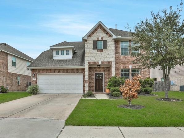 3319 Fairmont Hills Ln