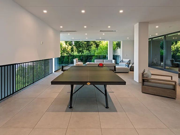 1140 Summit Dr — Photo 22