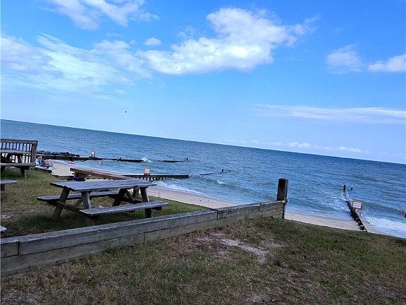 4th image of 36 Beach Rd