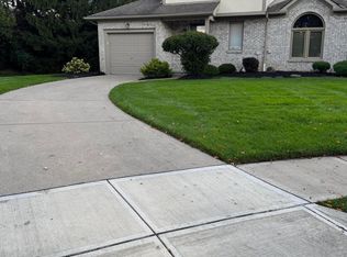 4892 Bay Grove Ct, Groveport, OH 43125