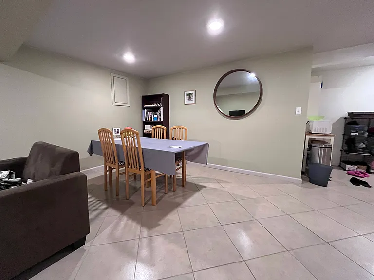 Stoneyford Dr — Photo 14