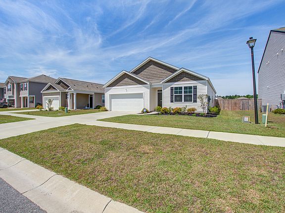 2nd image of 140 Ivory Shadow Rd