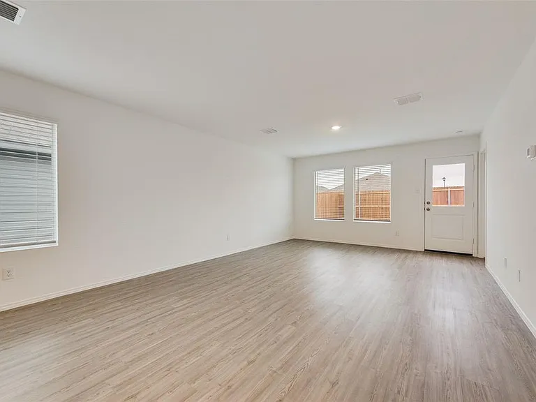 11707 Arkoma Way — Photo 4