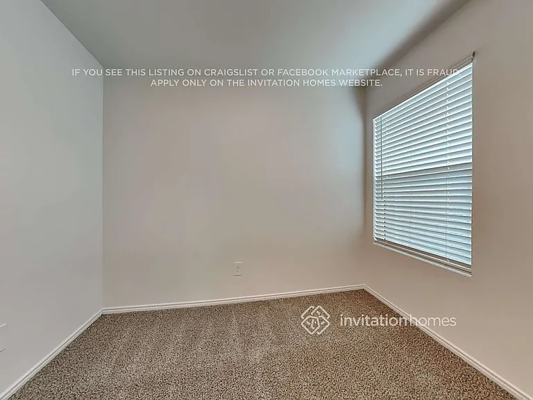 3052 Wallace Wells Ct — Photo 10