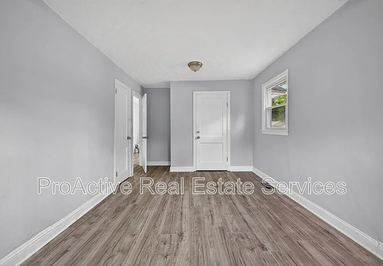 900 Partridge Ave — Photo 13