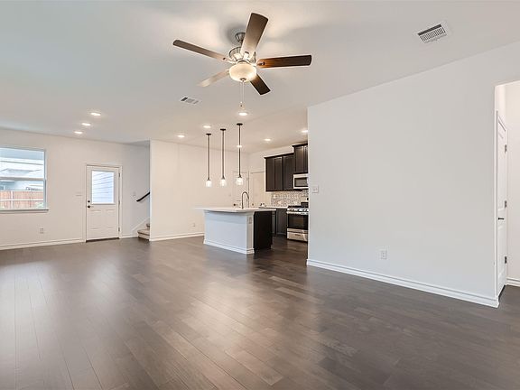 4th image of 125 Watkinville Rd