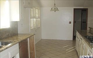 4th image of 22426 Bessemer St