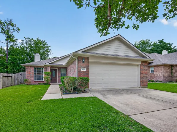 18499 Sunrise Pines Dr, Montgomery, TX 77316