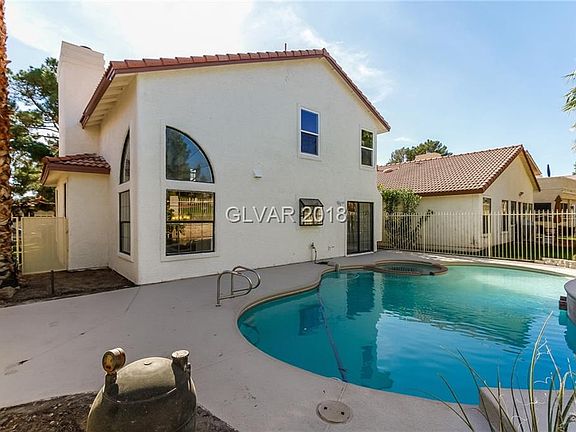 5th image of 4853 Fiesta Lakes St