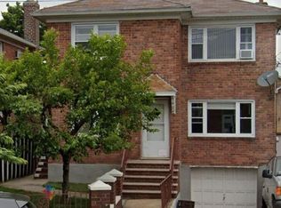 14957 Willets Point Blvd, Whitestone, NY 11357