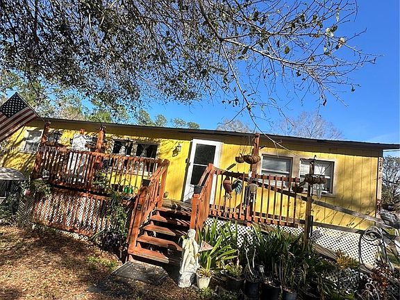 3rd image of 212 Ballard Rd